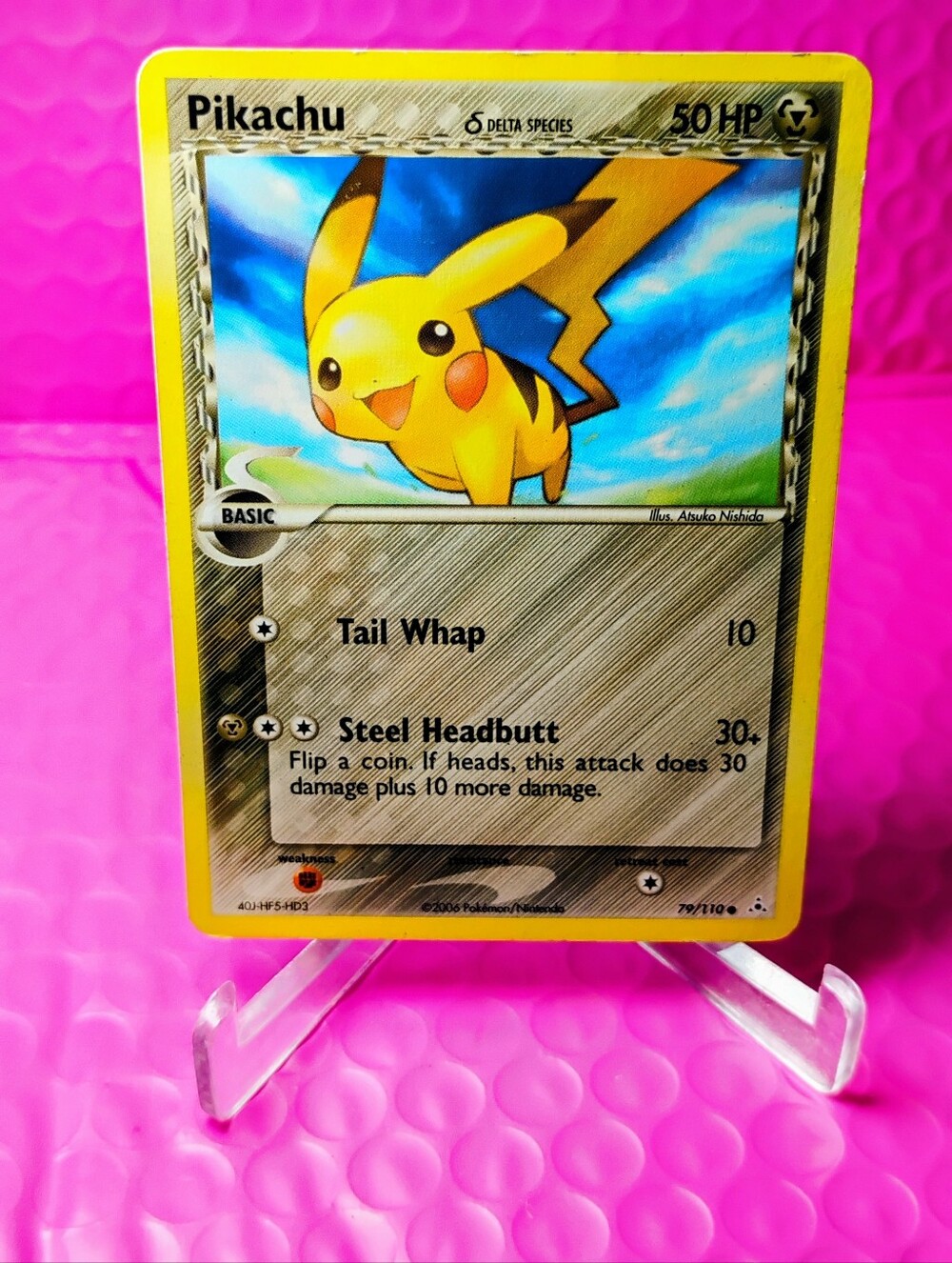 2006 Pikachu Pokémon Card - Steal Color Lighty Played Good 79/110 Holo Artwork